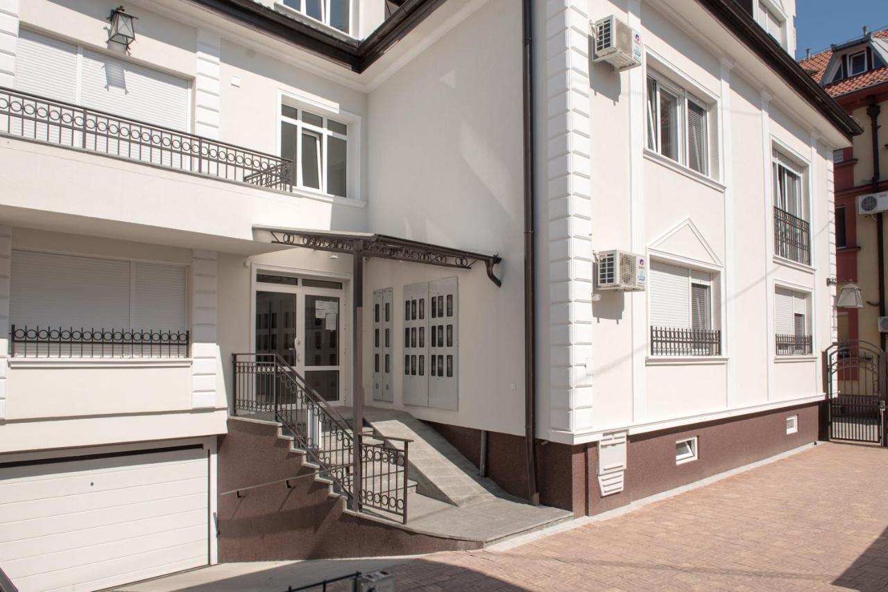 Magellan Family Lux Apartments ノヴィ・サド エクステリア 写真